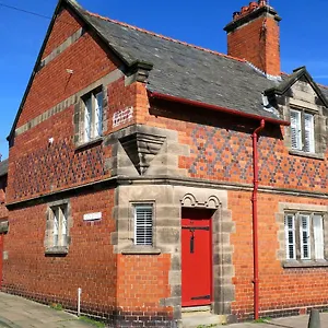 Holiday home 30 Overleigh Road, Chester